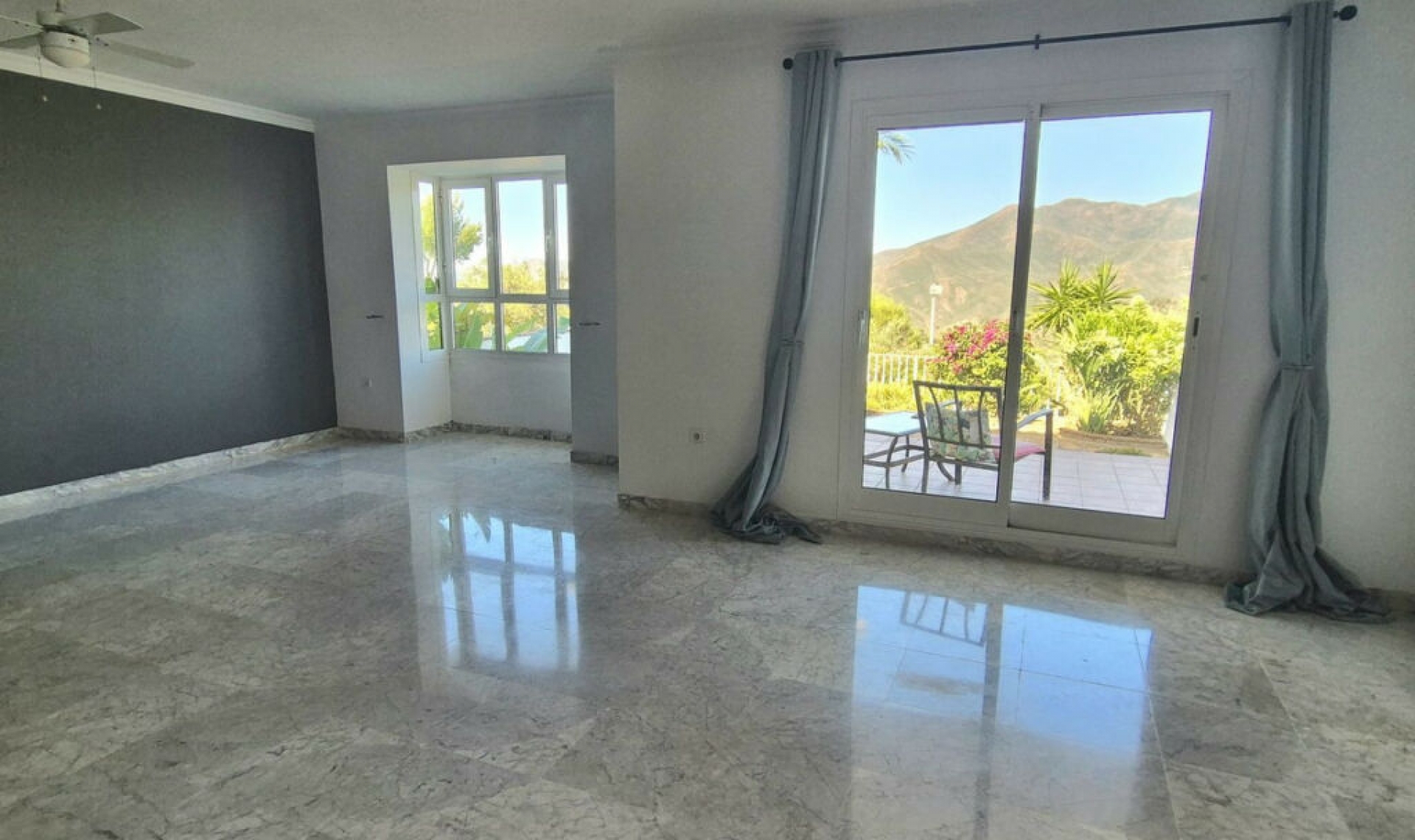 Resale - House -
Alhaurin Golf