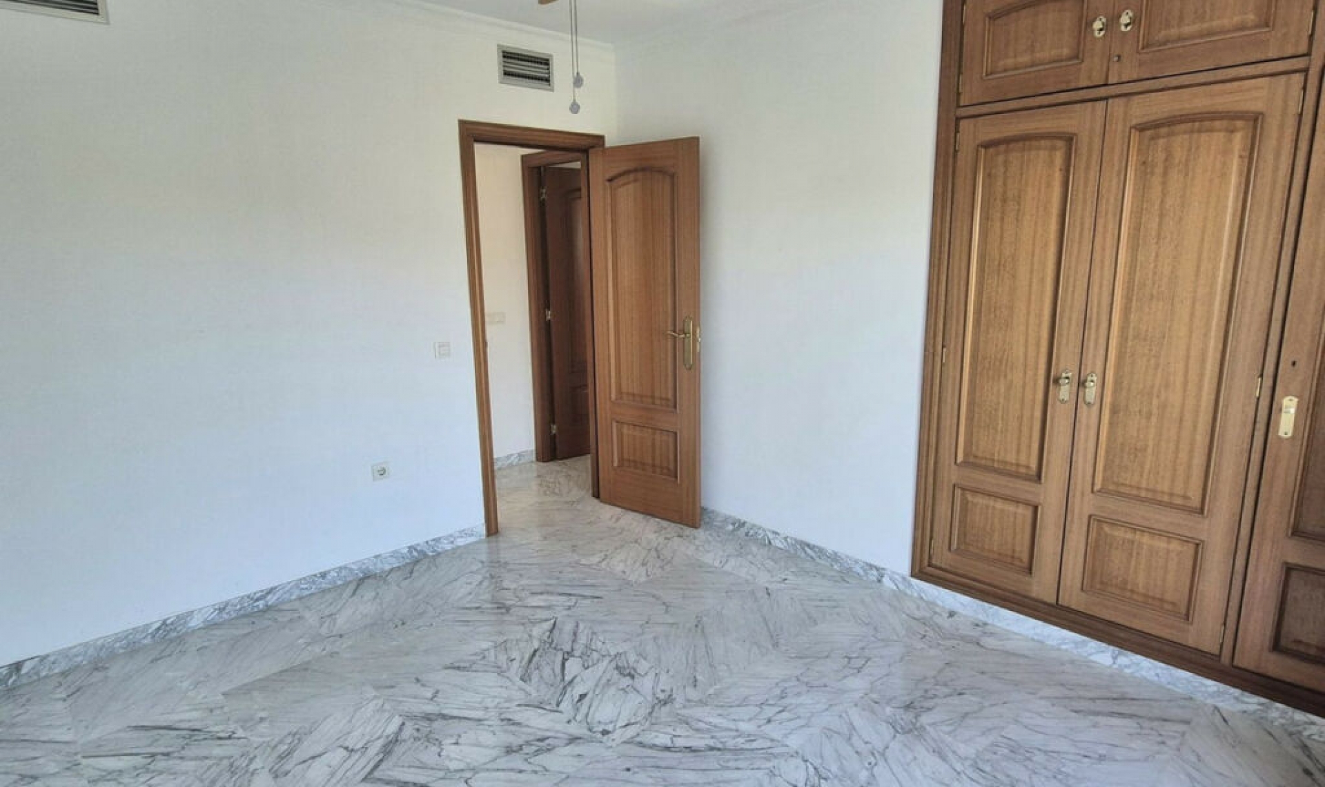 Resale - House -
Alhaurin Golf