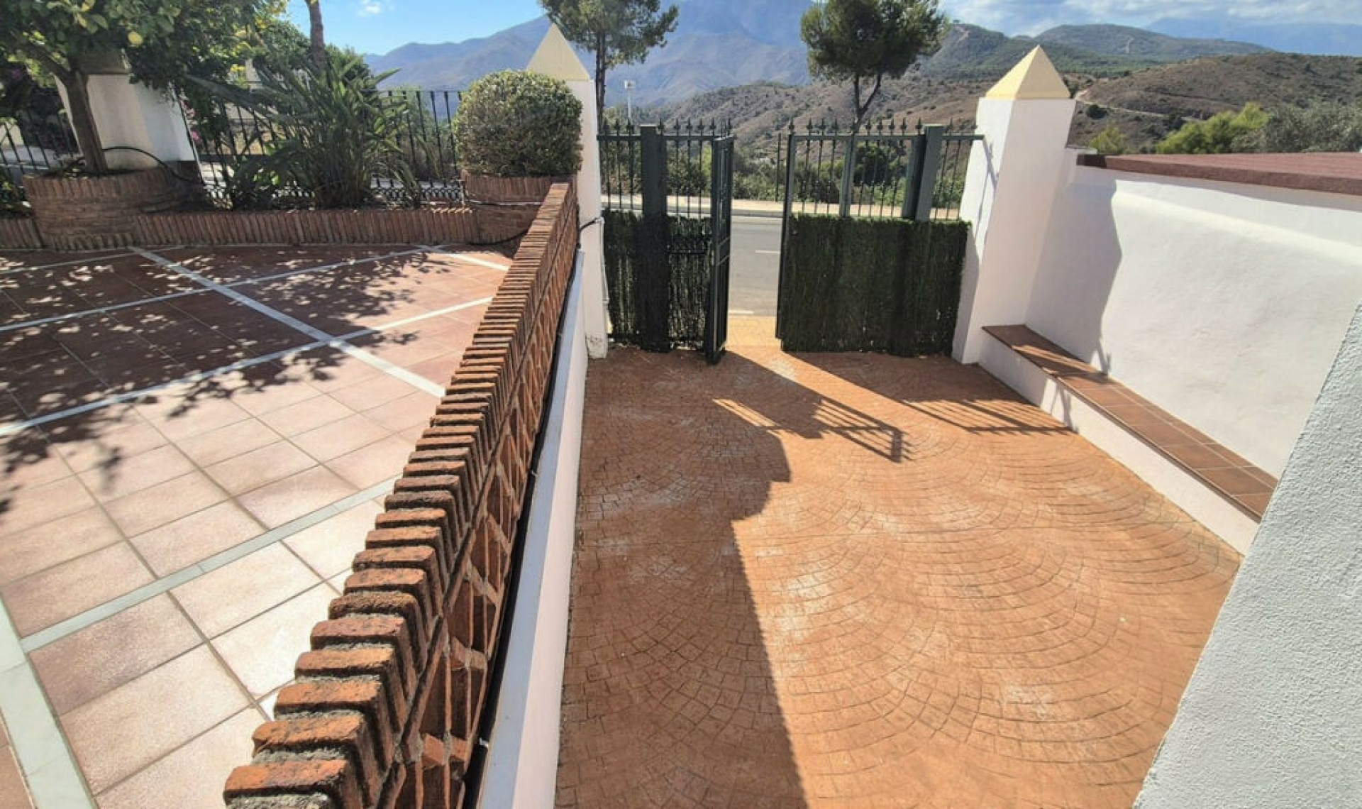 Resale - House -
Alhaurin Golf