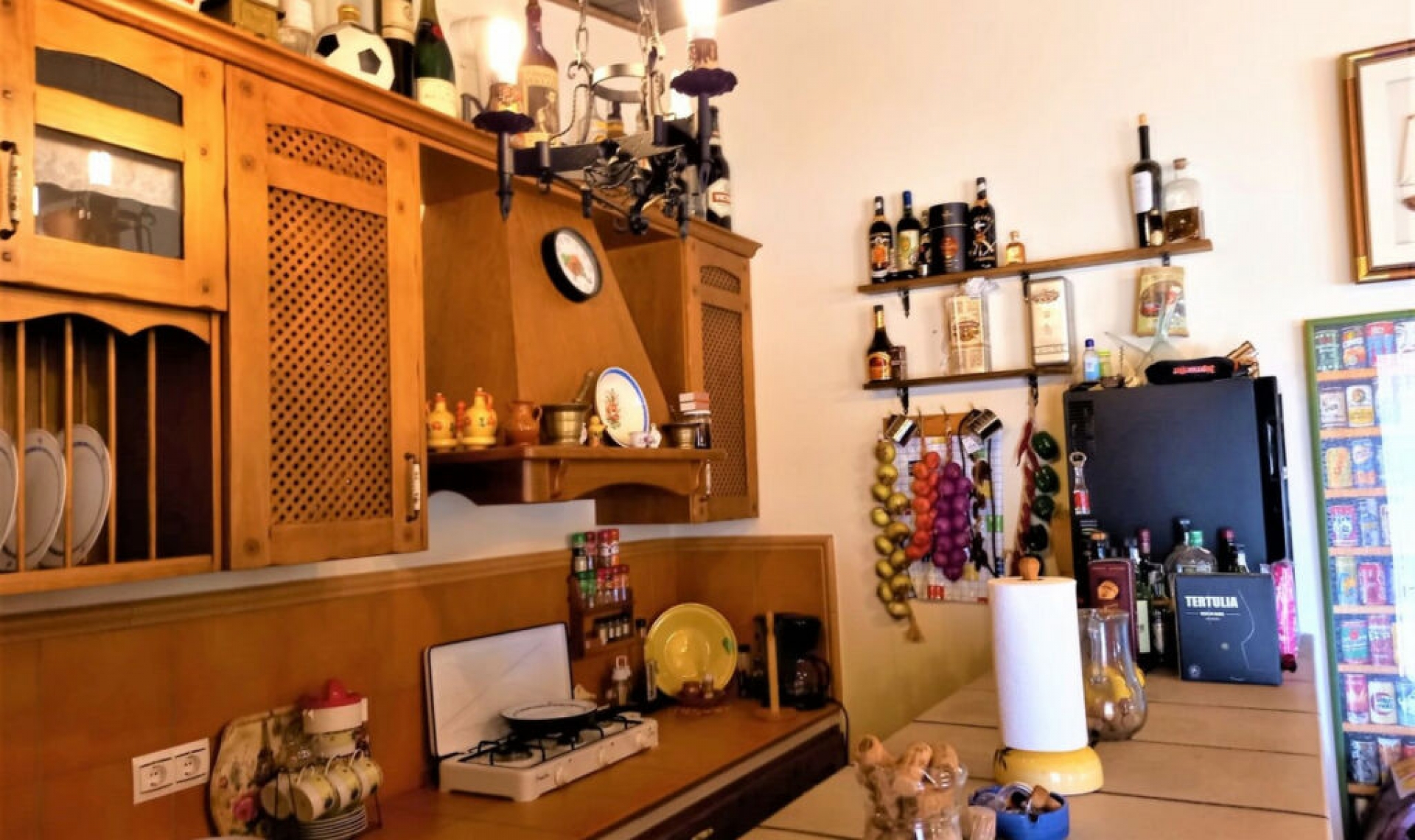 Resale - House -
Almayate