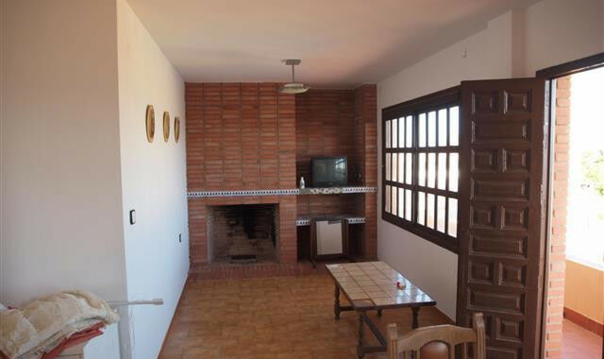 Resale - House -
Almayate