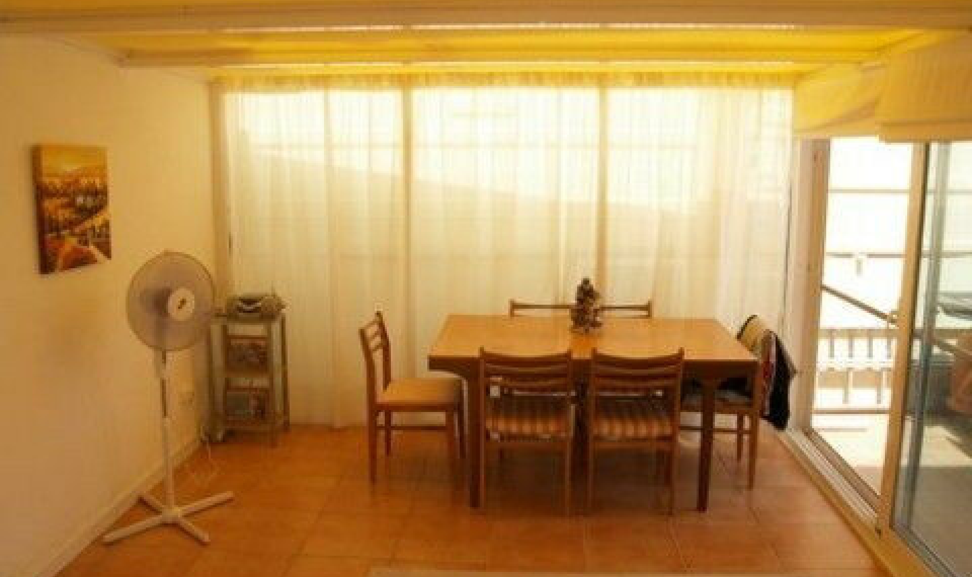 Resale - House -
Almayate