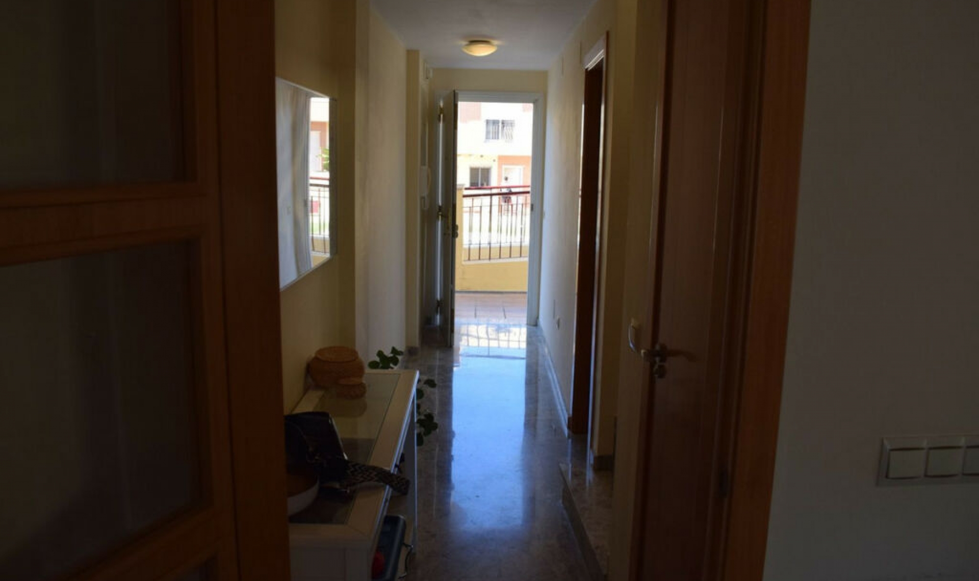 Resale - House -
Almayate