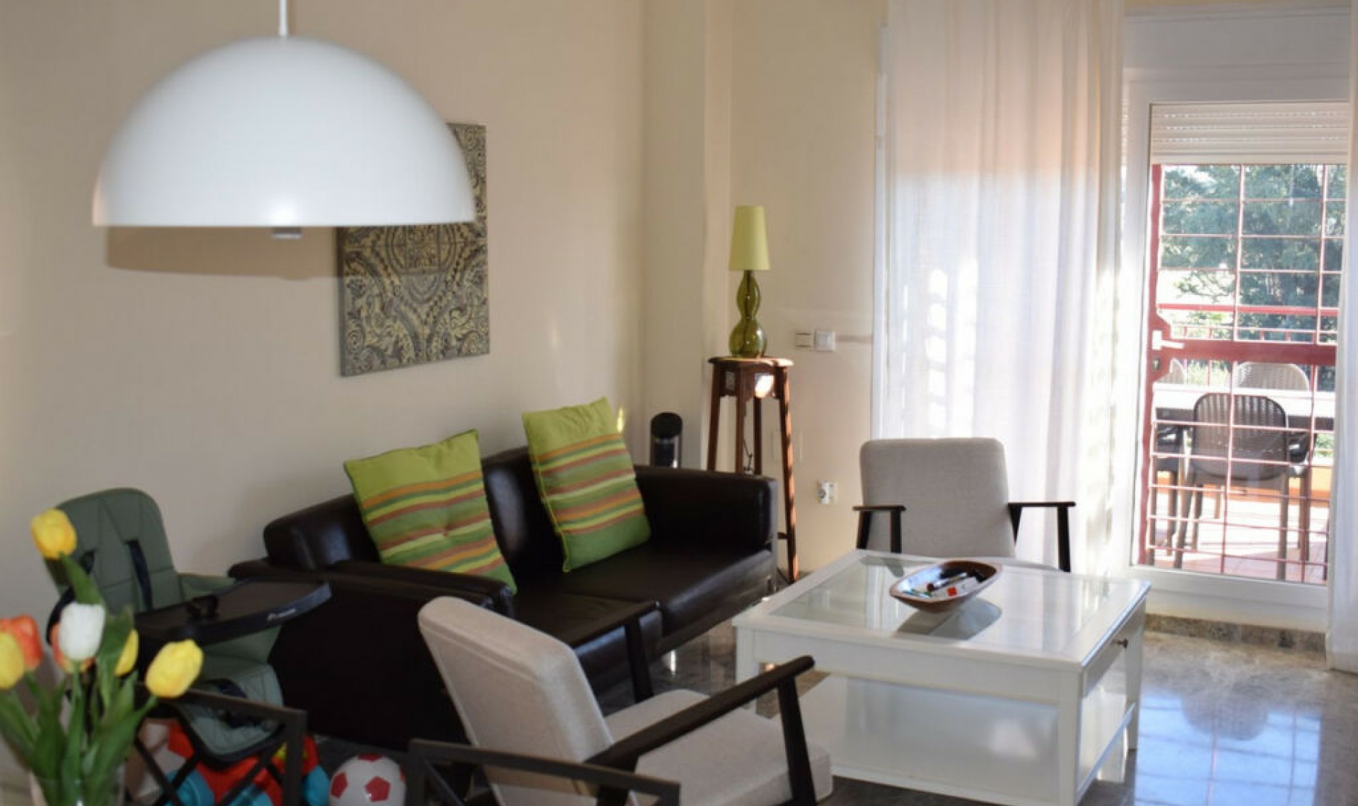 Resale - House -
Almayate