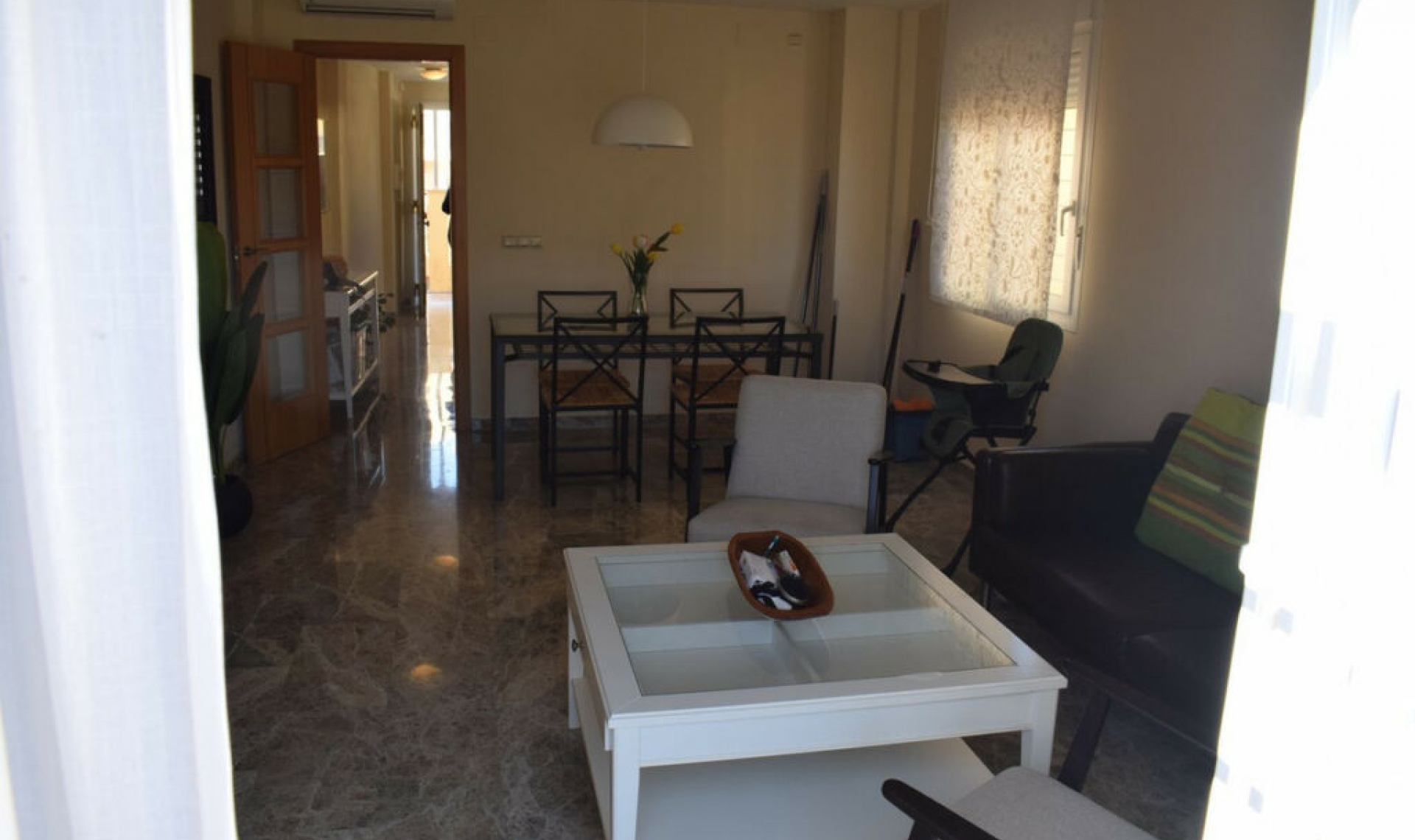 Resale - House -
Almayate