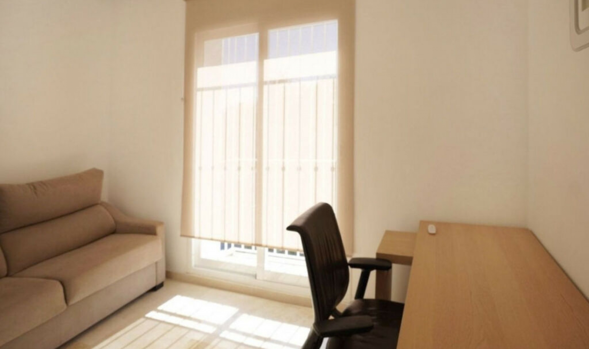 Resale - House -
Aloha