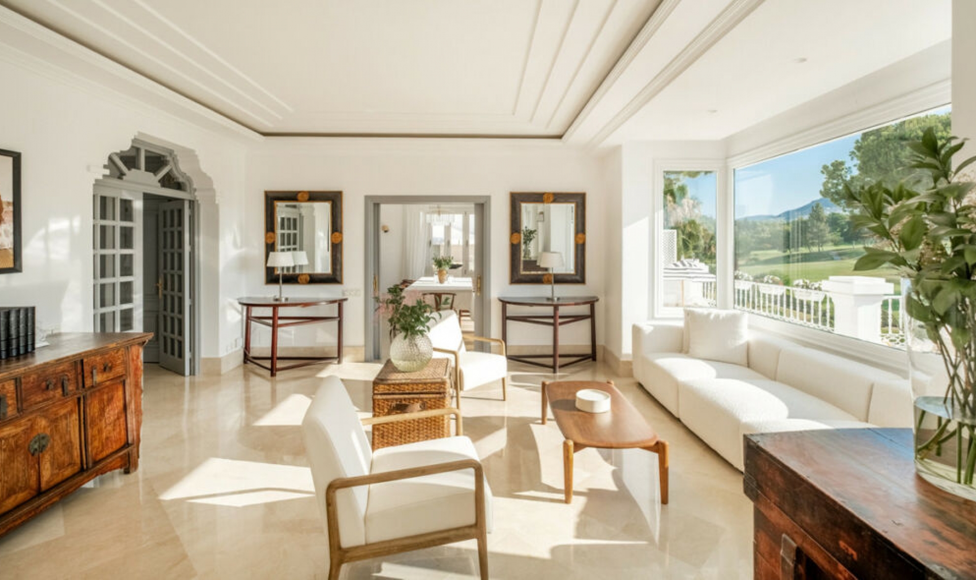 Resale - House -
Aloha