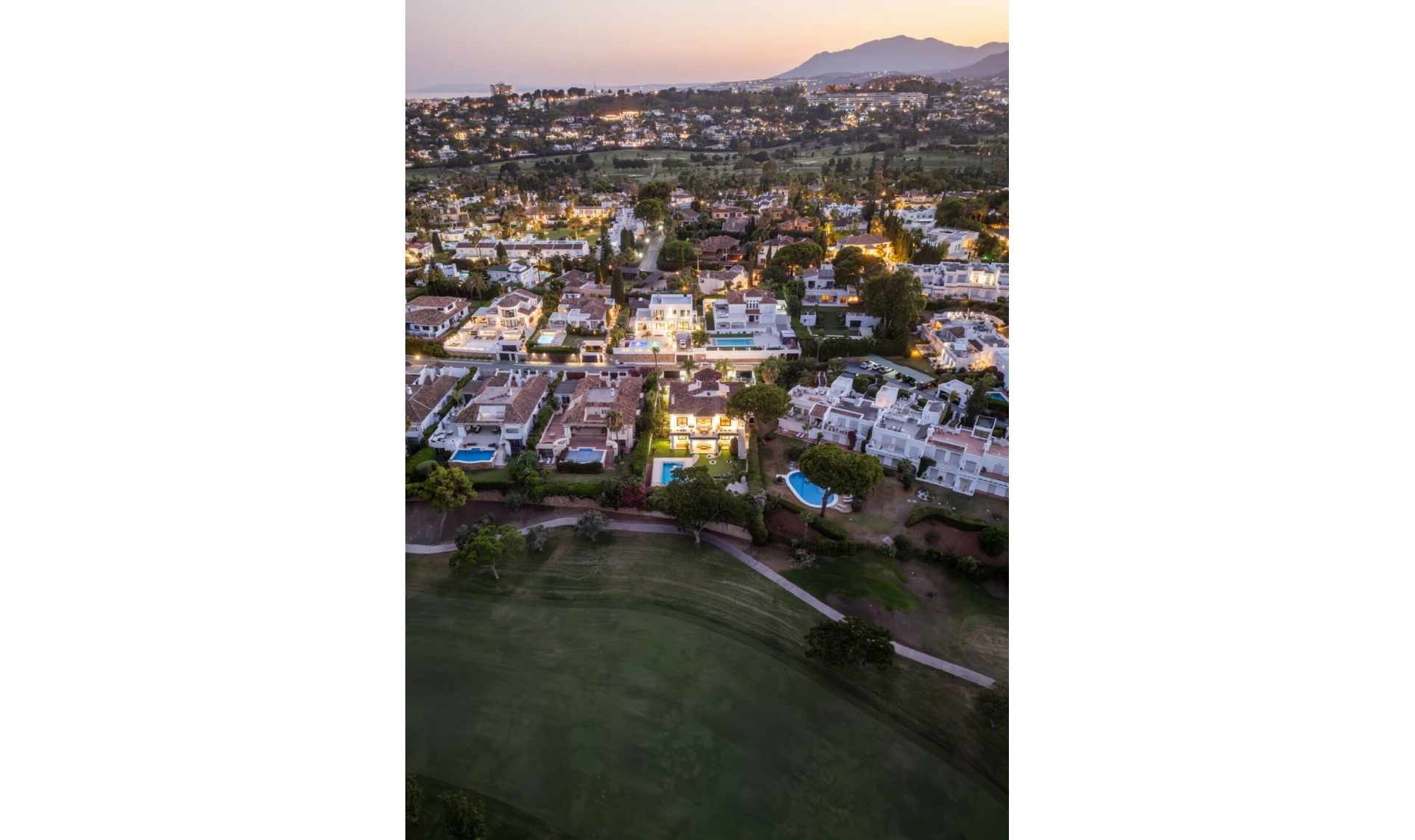 Resale - House -
Aloha