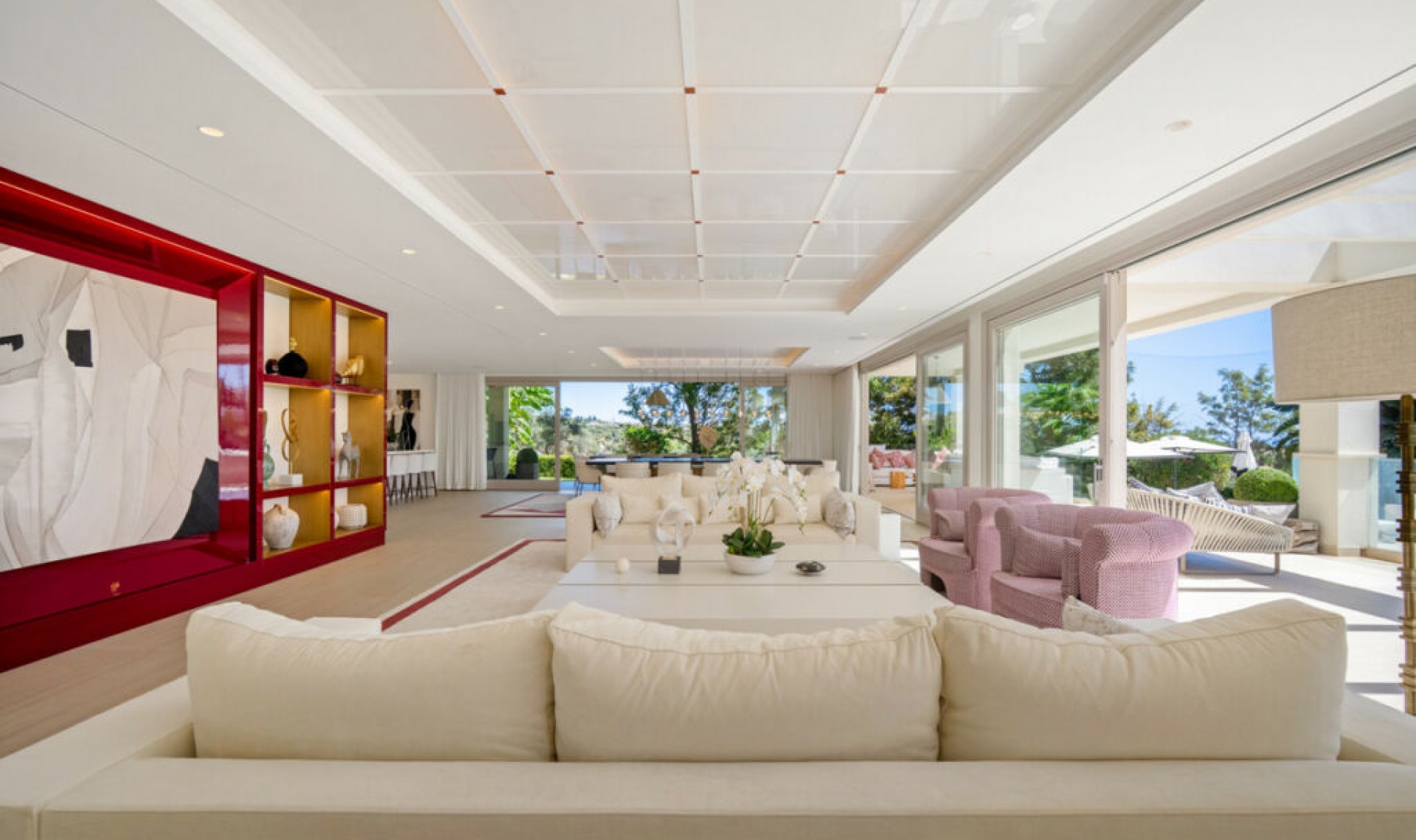 Resale - House -
Aloha