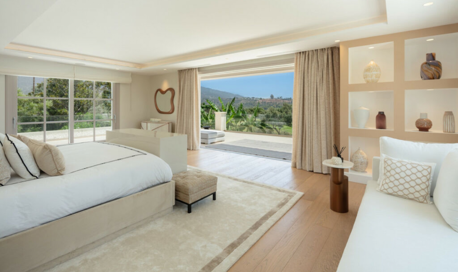 Resale - House -
Aloha