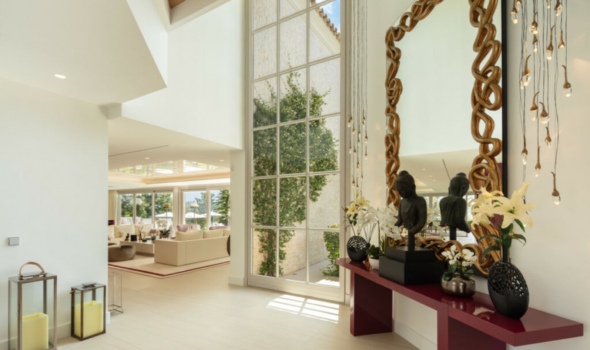 Resale - House -
Aloha