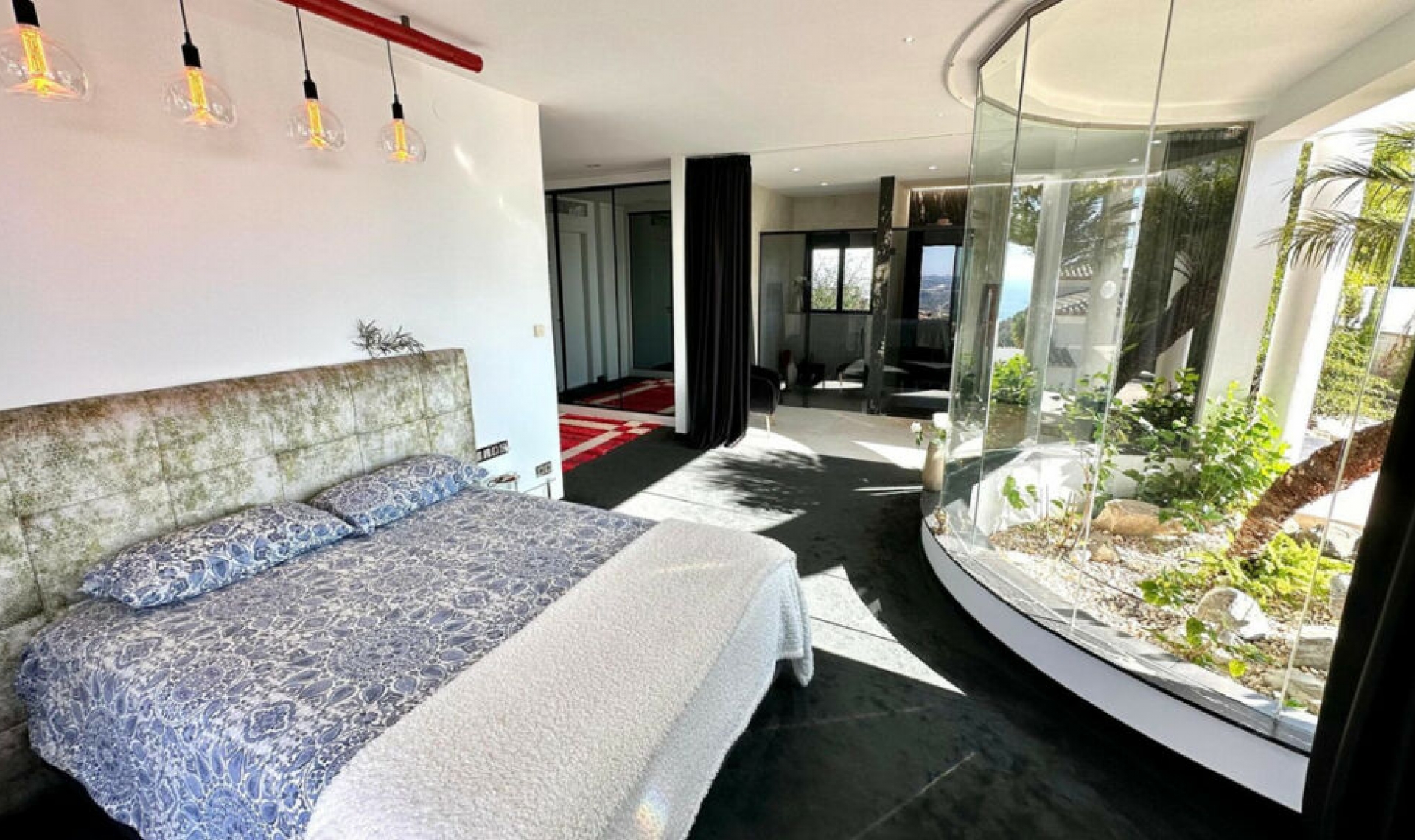 Resale - House -
Altea