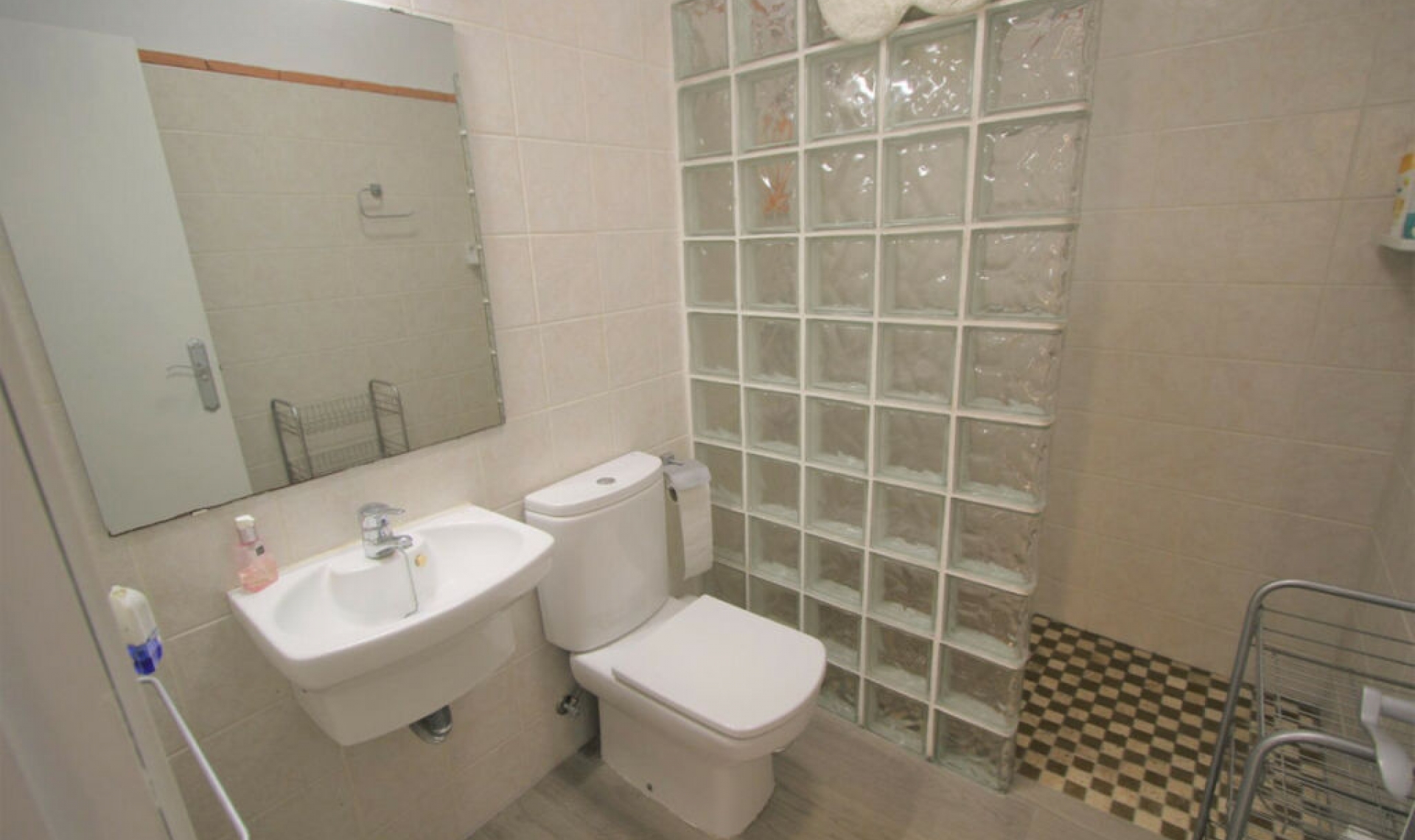 Resale - House -
Altea