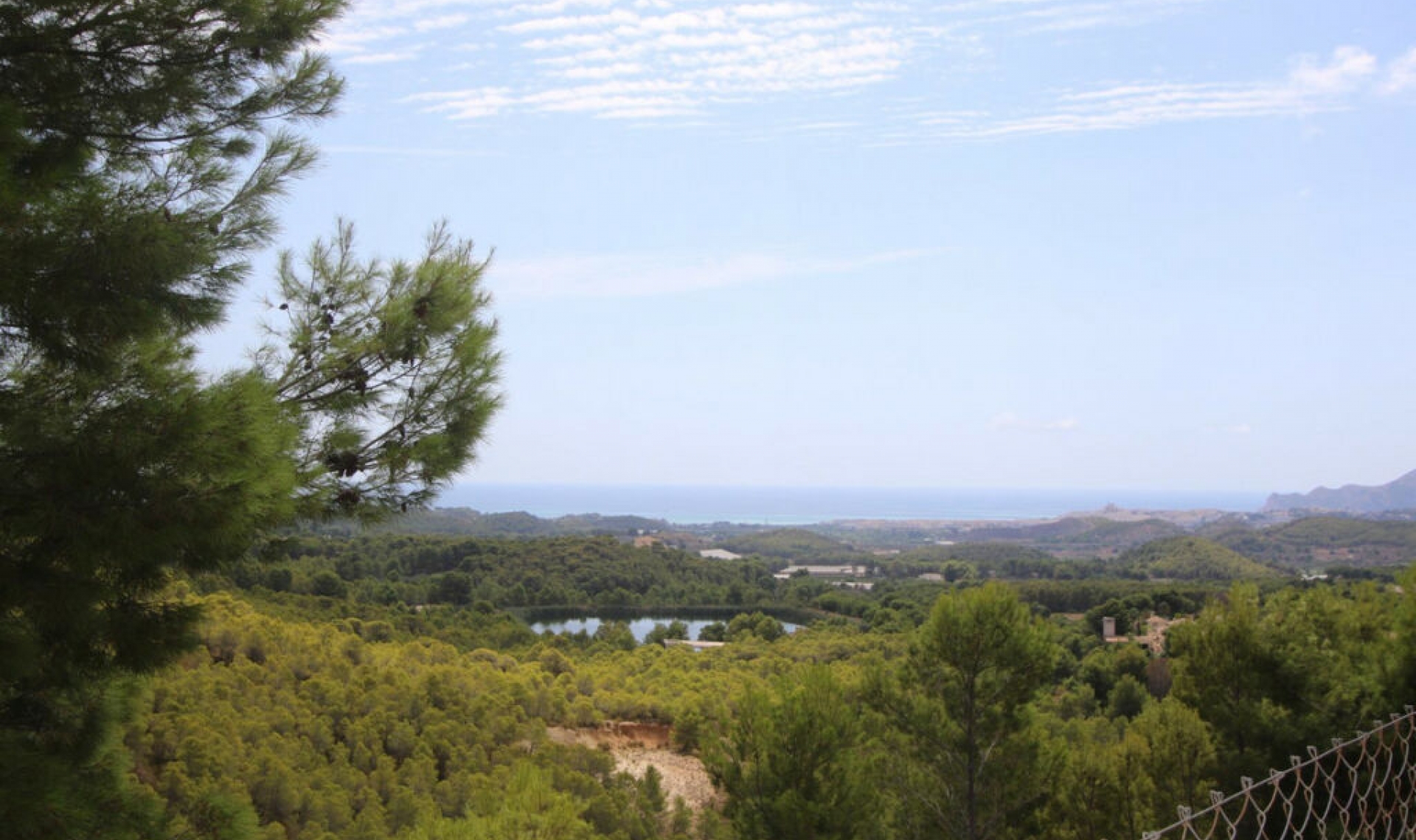 Resale - House -
Altea