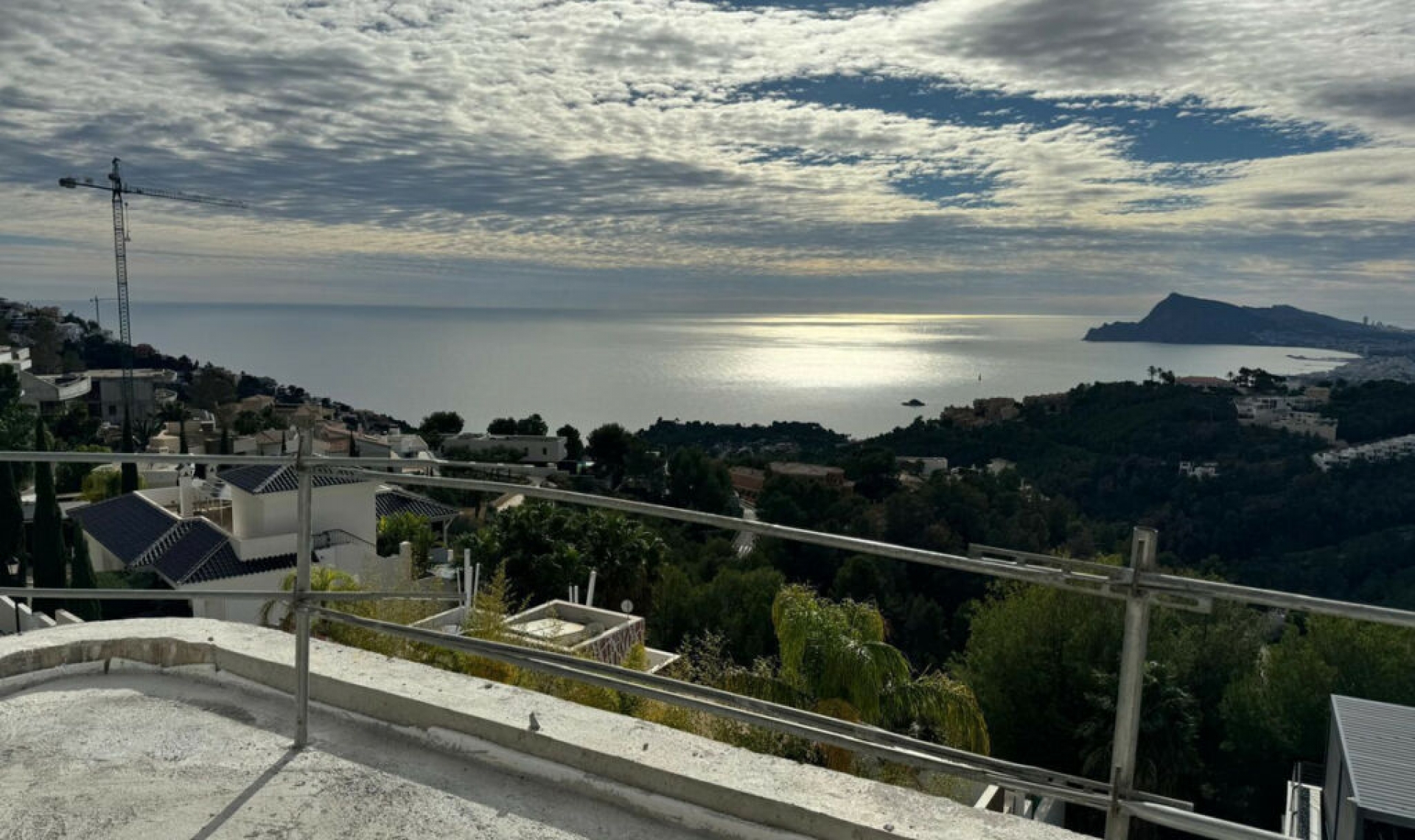 Resale - House -
Altea
