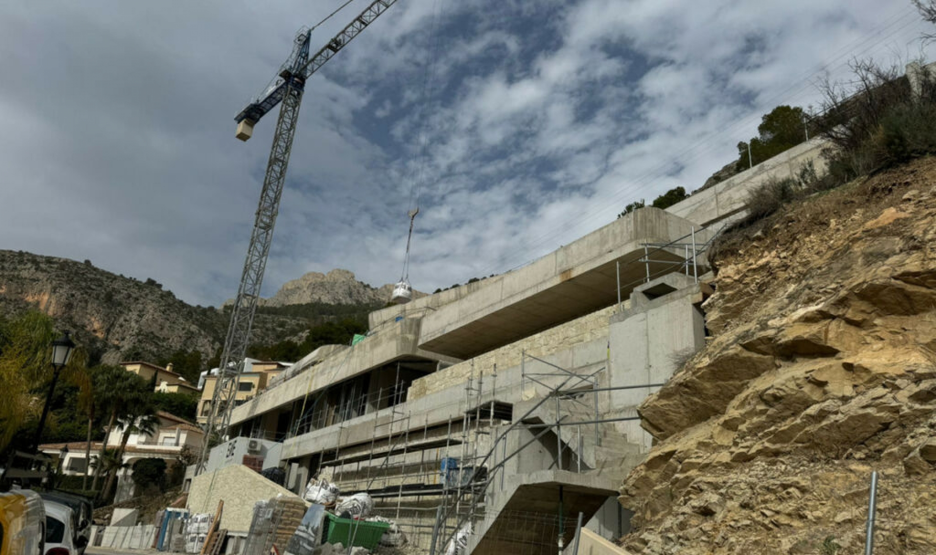 Resale - House -
Altea