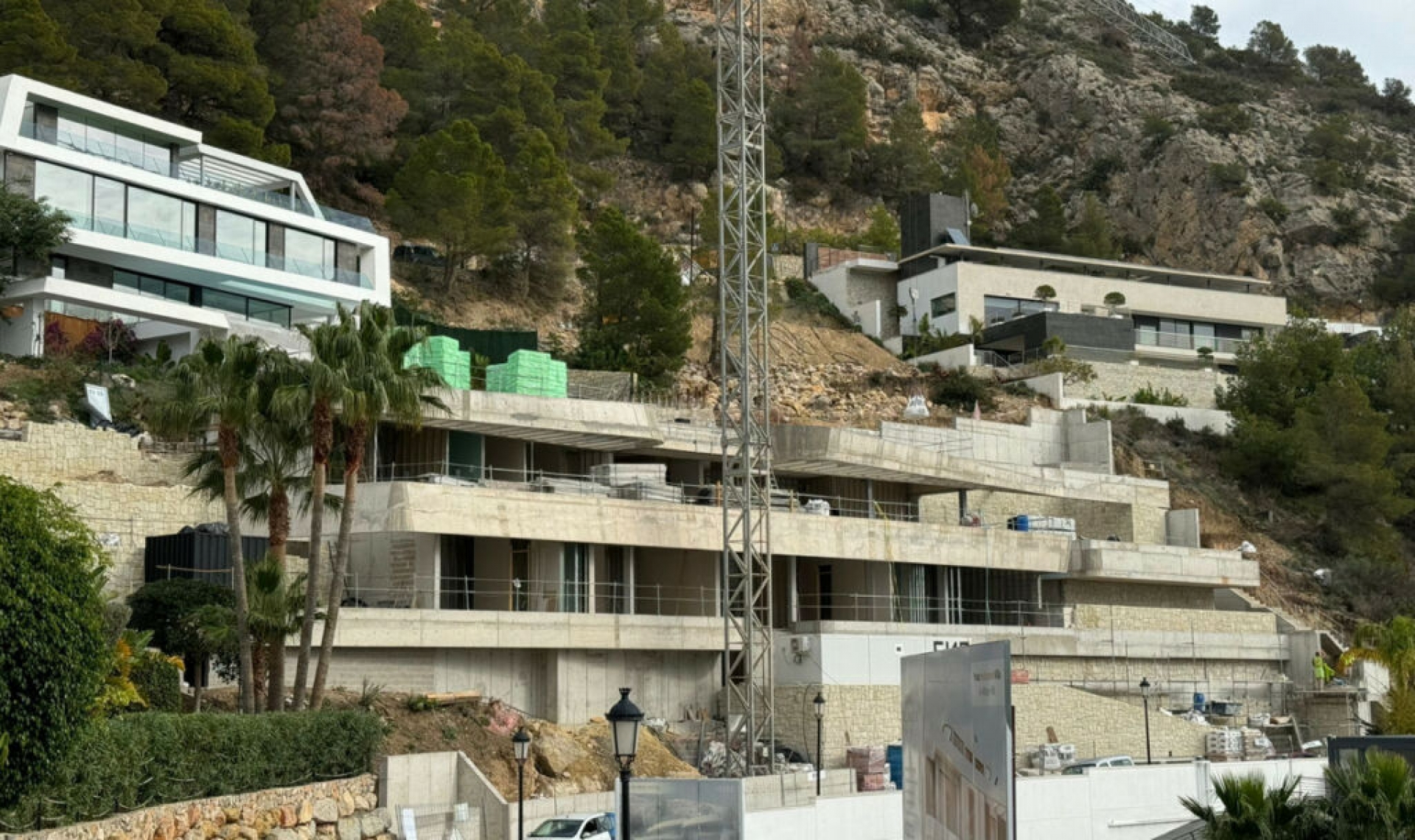 Resale - House -
Altea