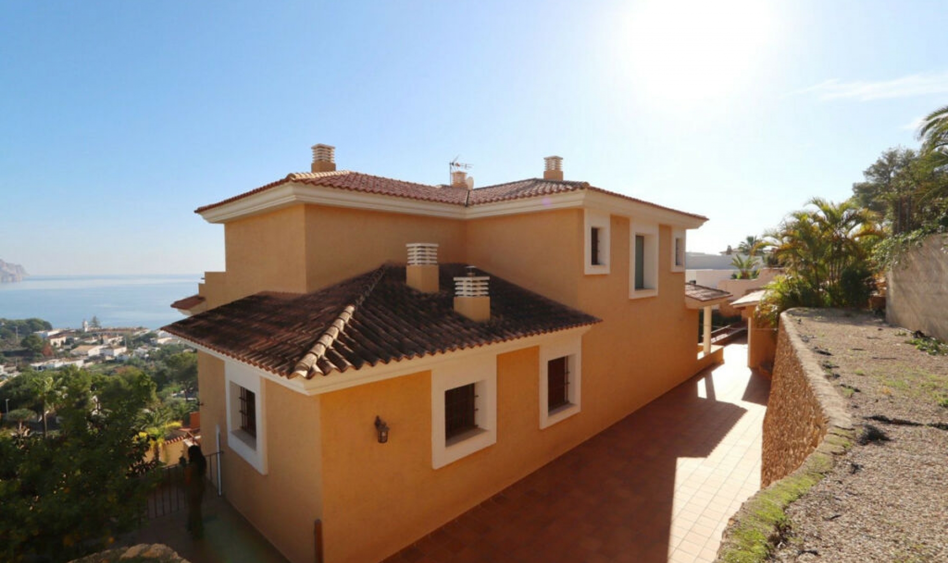 Resale - House -
Altea