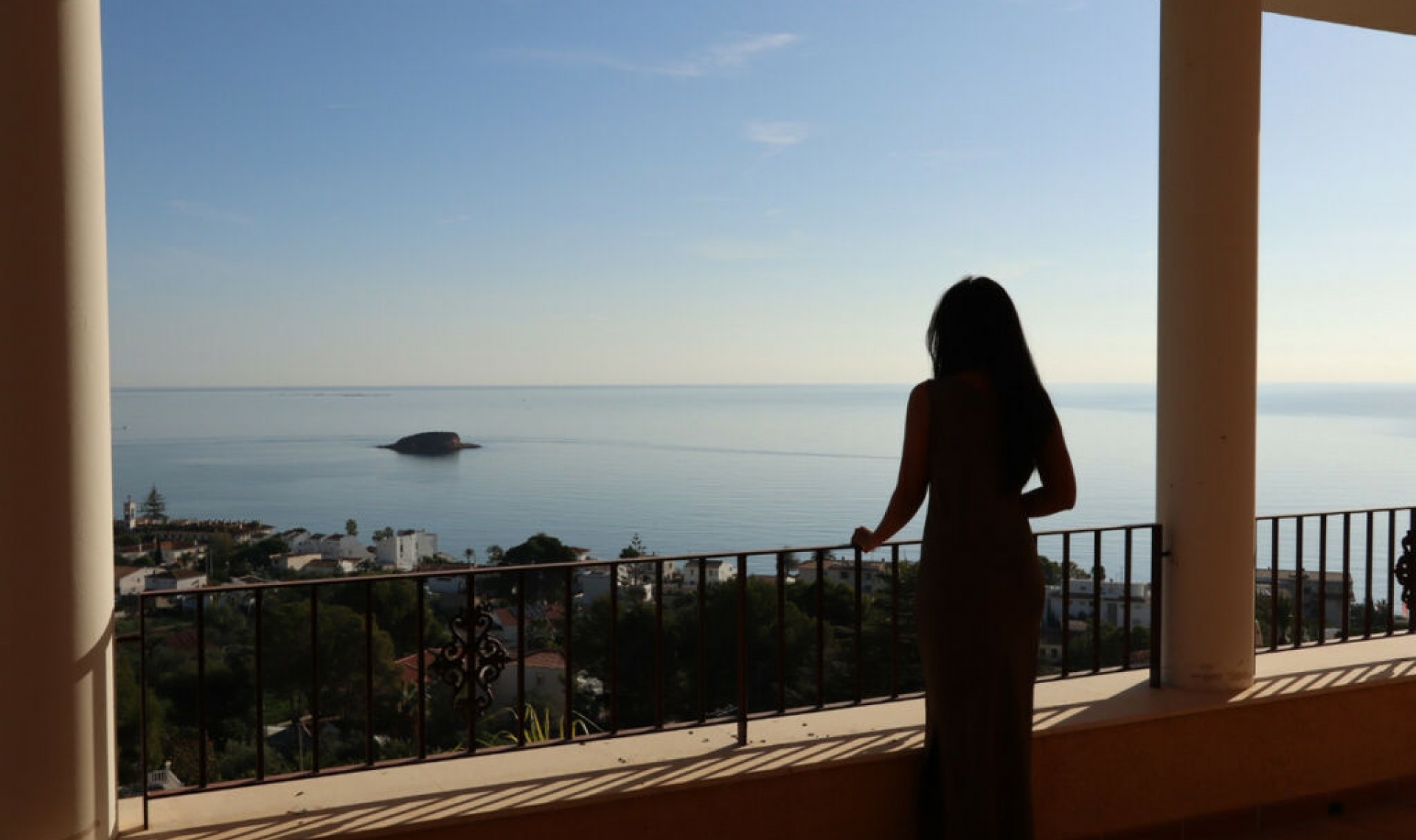 Resale - House -
Altea