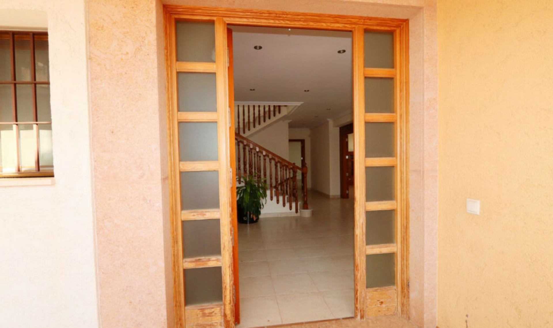 Resale - House -
Altea