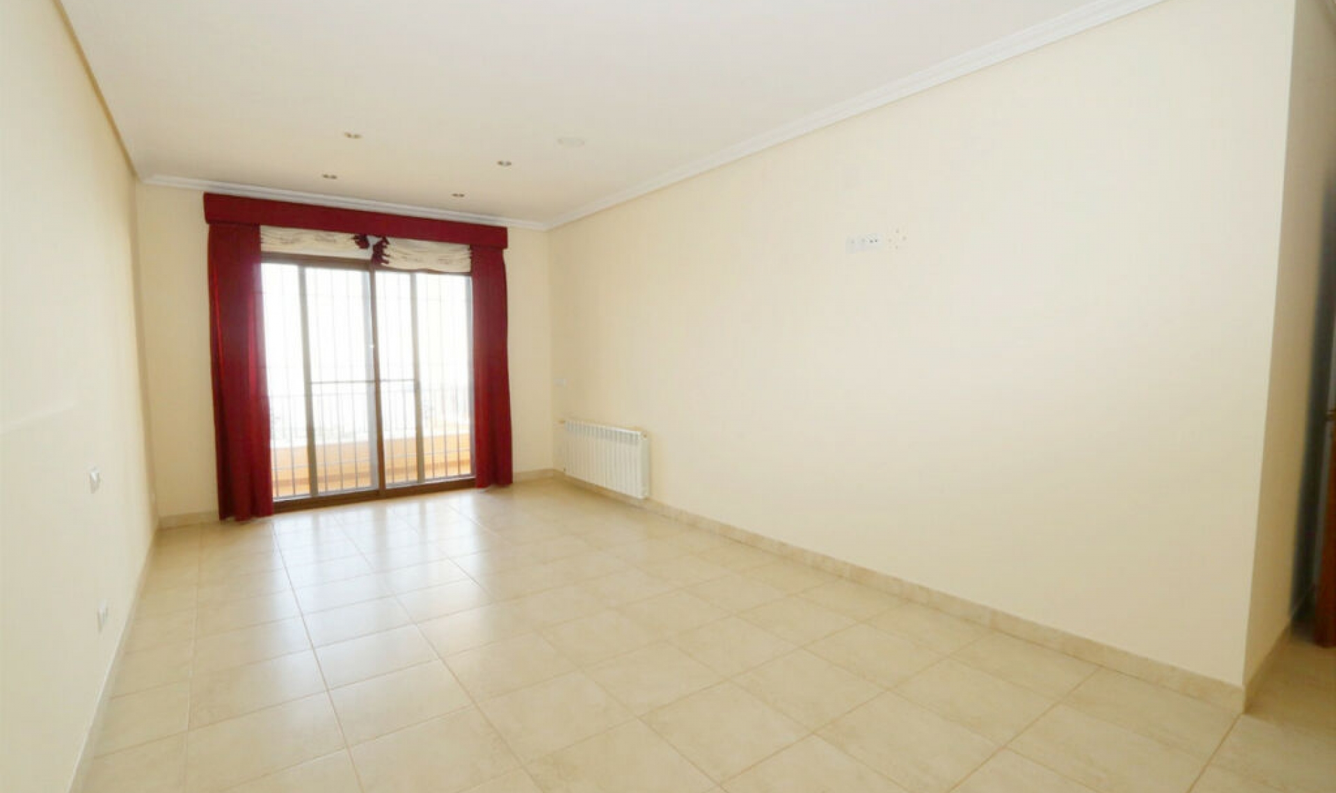 Resale - House -
Altea