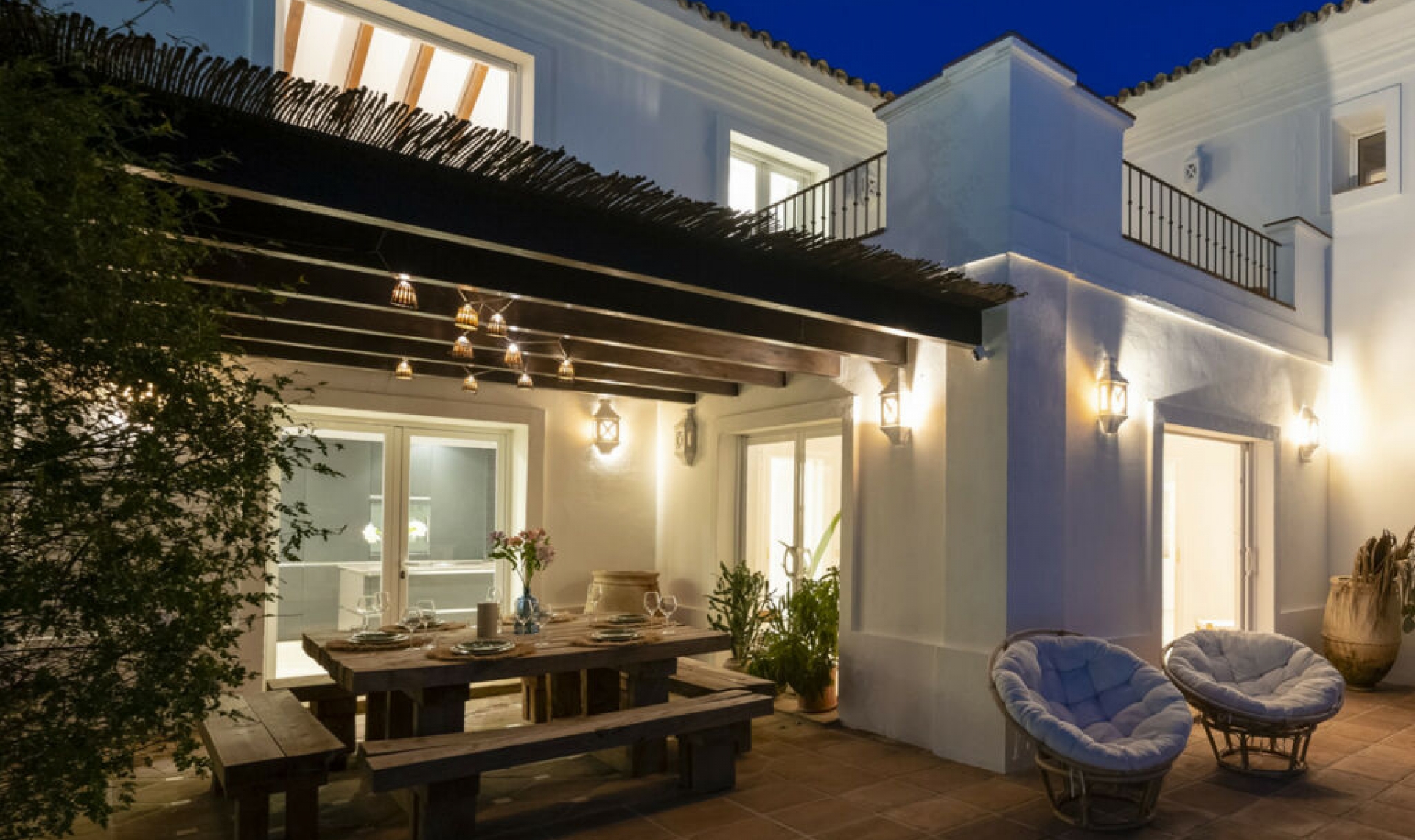 Resale - House -
Altos de los Monteros