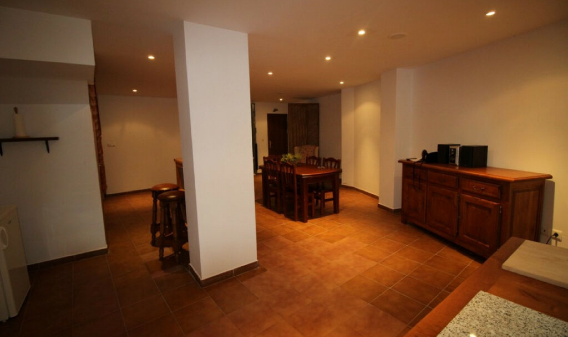 Resale - House -
Árchez