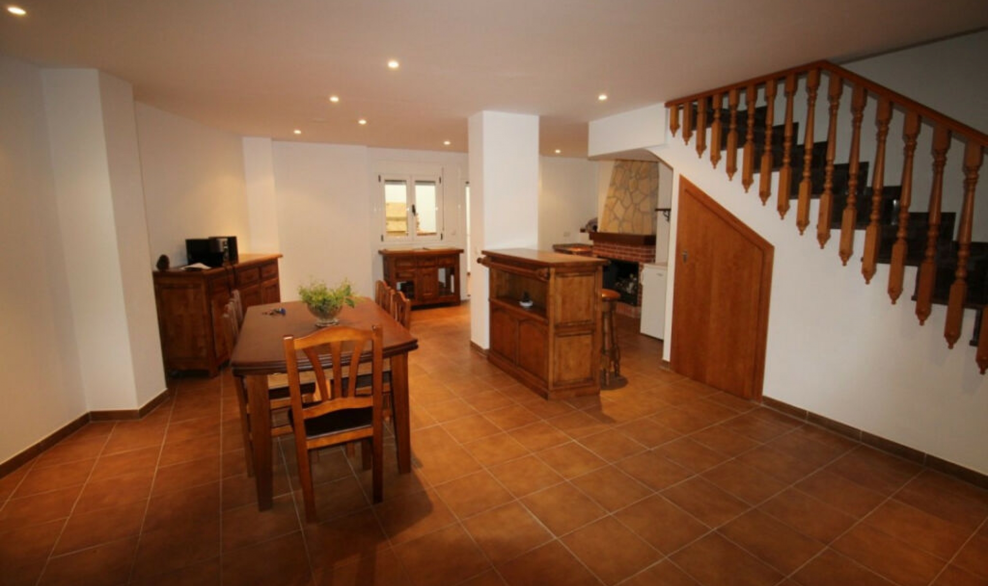 Resale - House -
Árchez