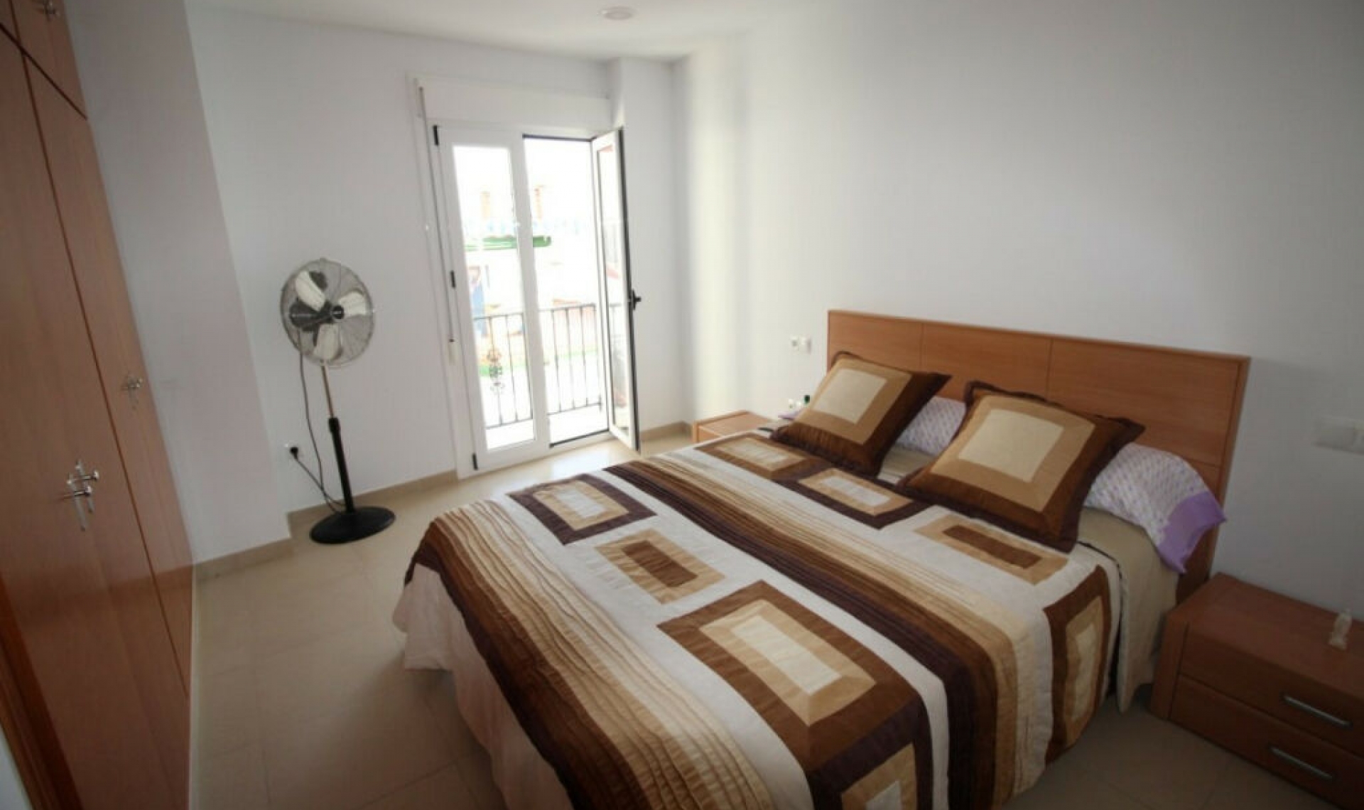 Resale - House -
Árchez