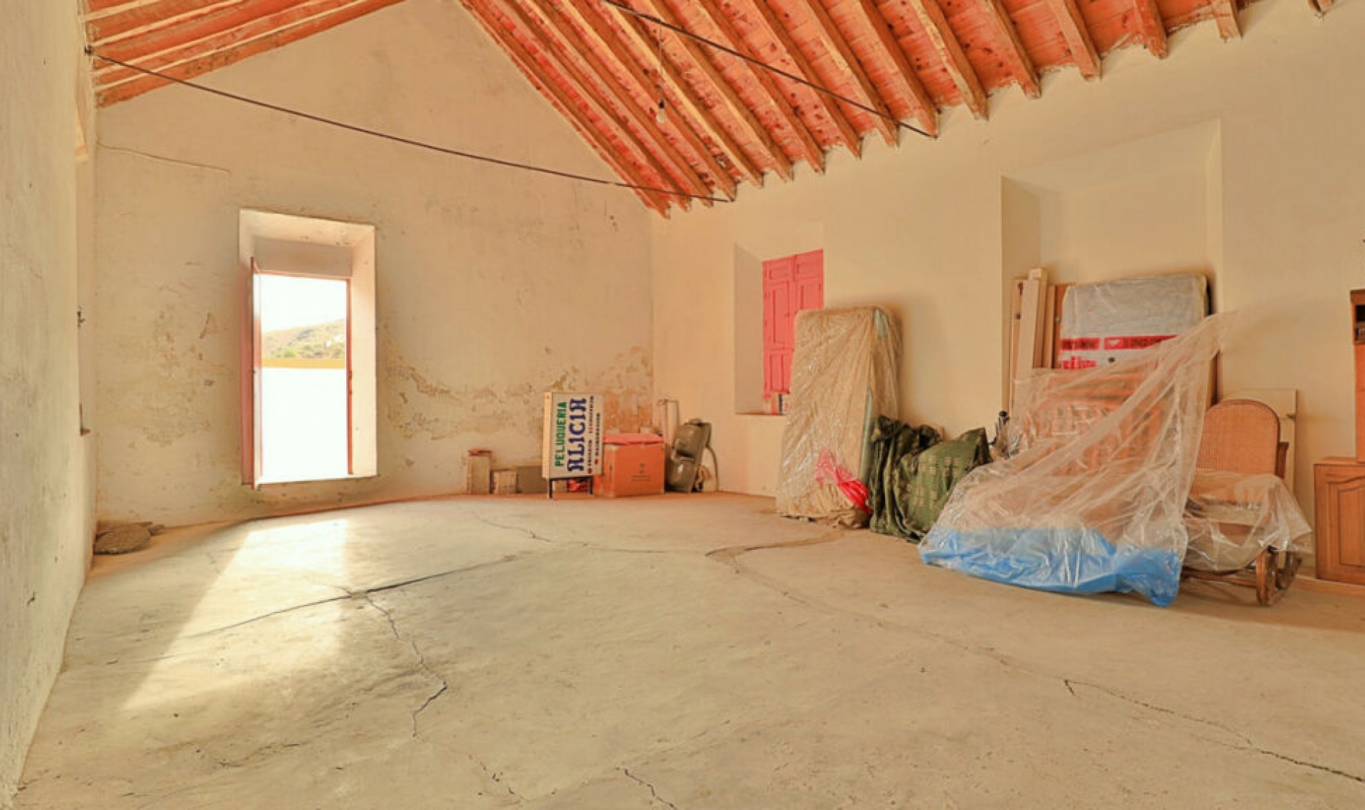 Resale - House -
Árchez