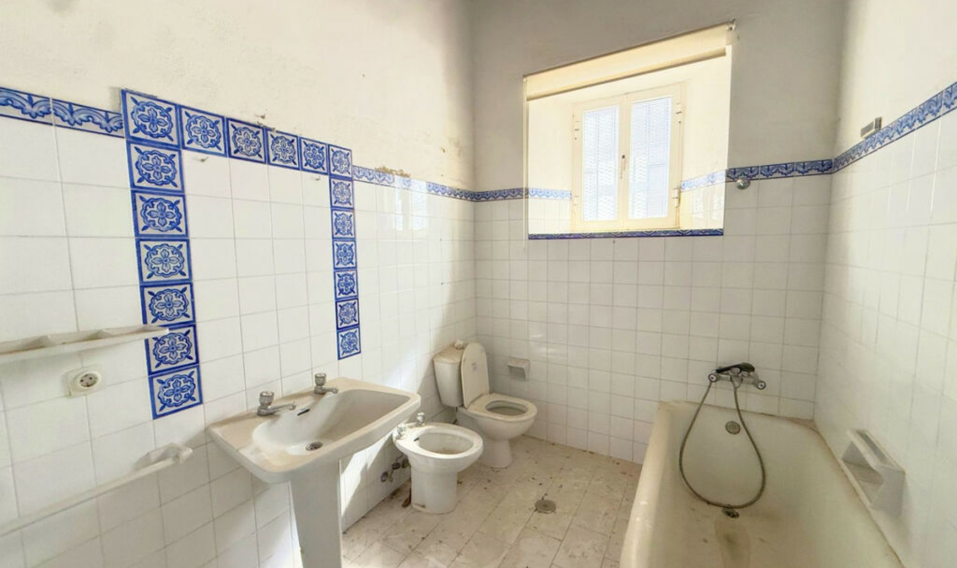 Resale - House -
Arcos de la Frontera