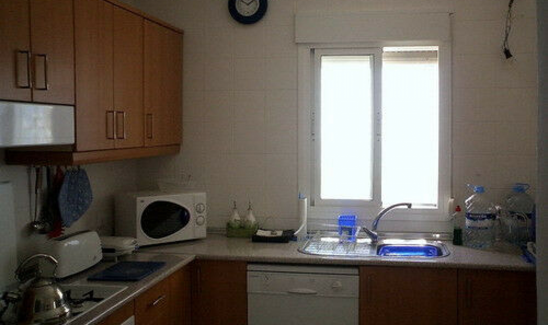 Resale - House -
Arenas