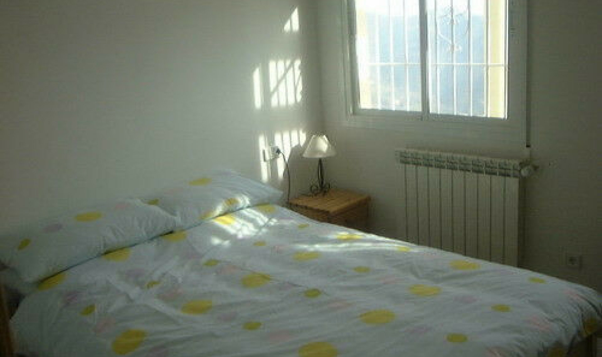 Resale - House -
Arenas