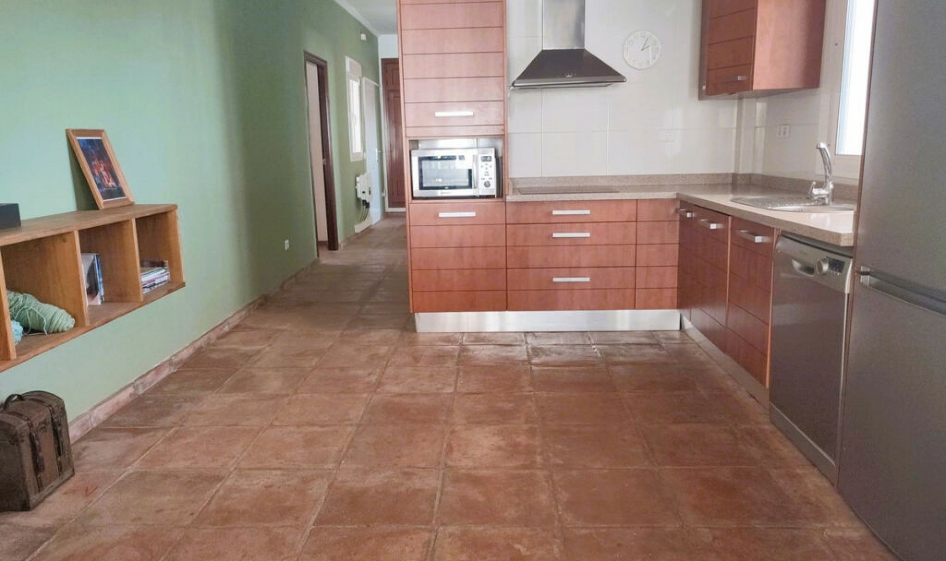 Resale - House -
Arenas