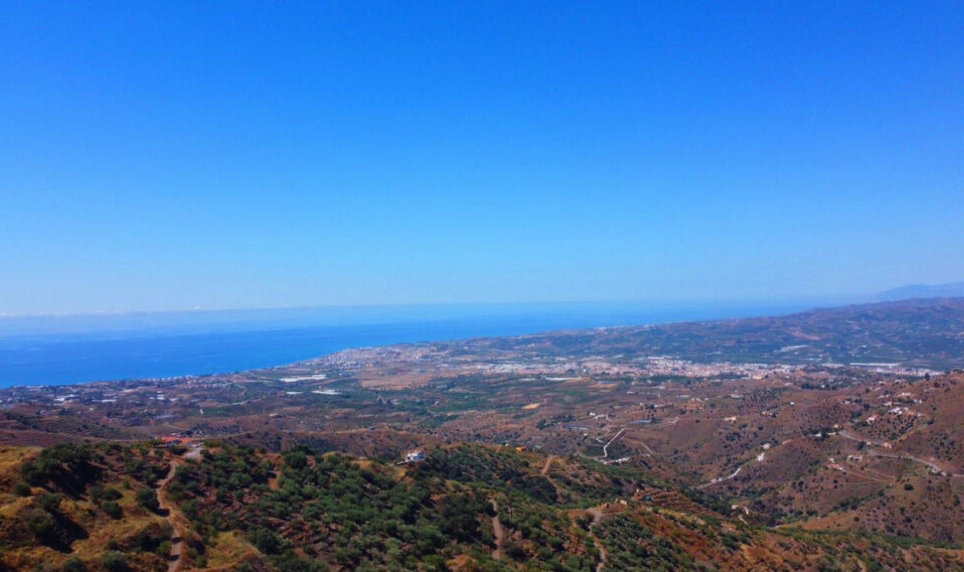 Resale - House -
Arenas