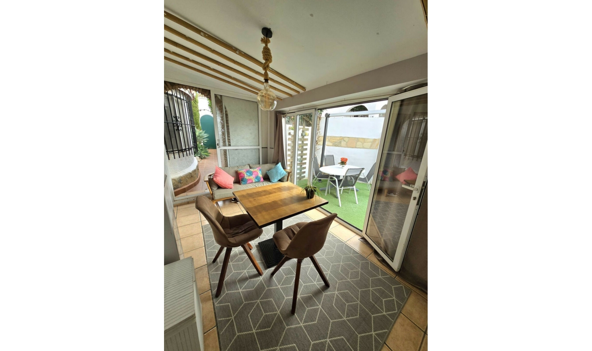 Resale - House -
Arroyo de la Miel