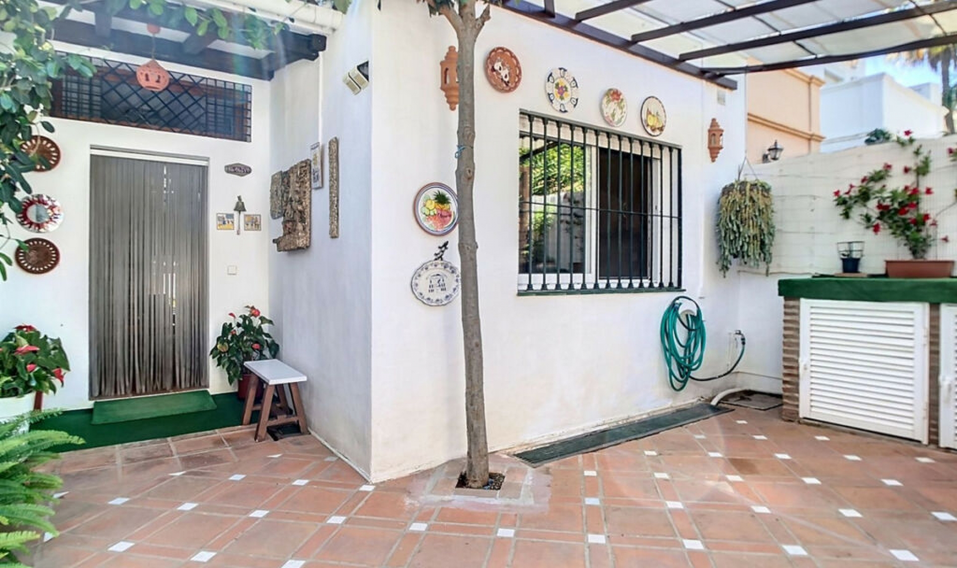 Resale - House -
Arroyo de la Miel