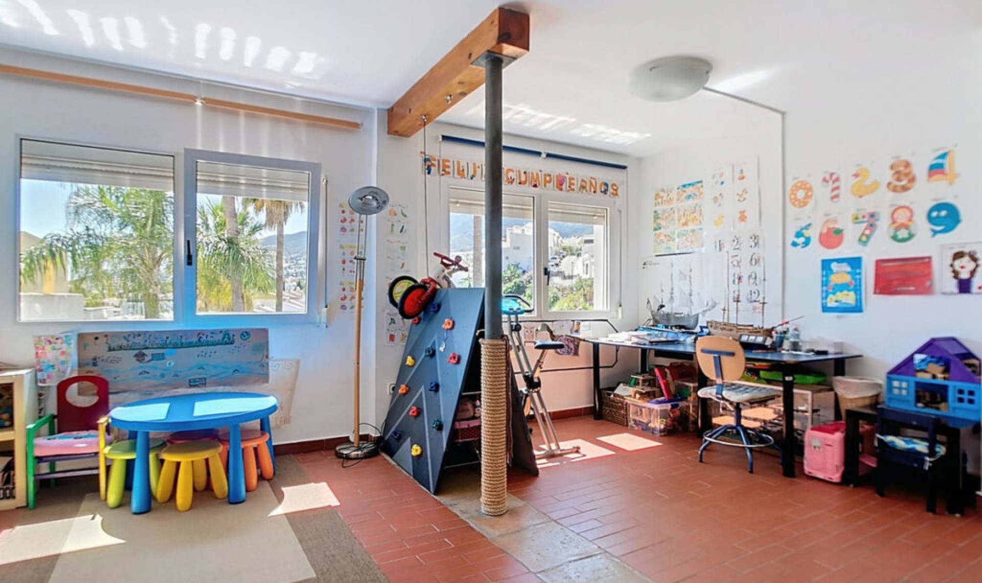 Resale - House -
Arroyo de la Miel