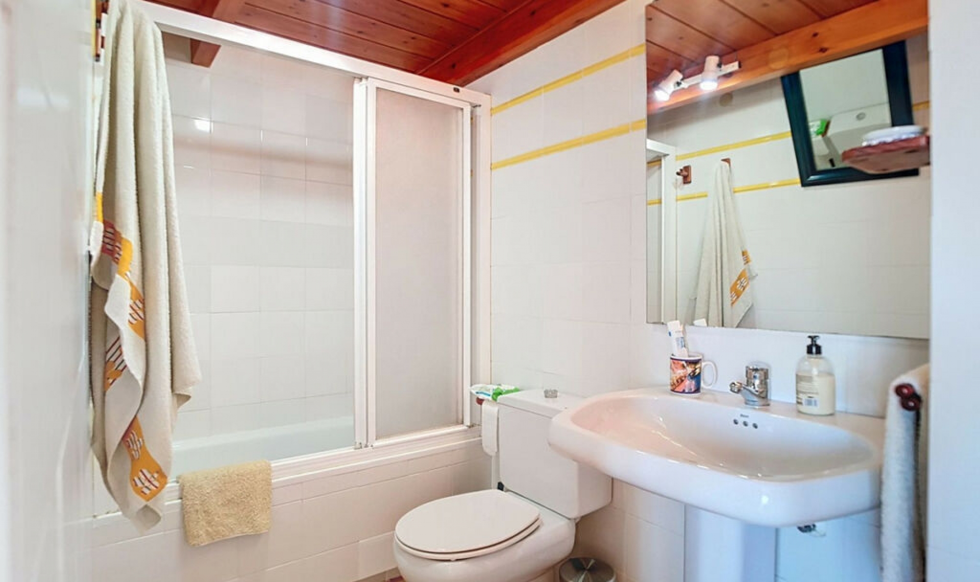 Resale - House -
Arroyo de la Miel