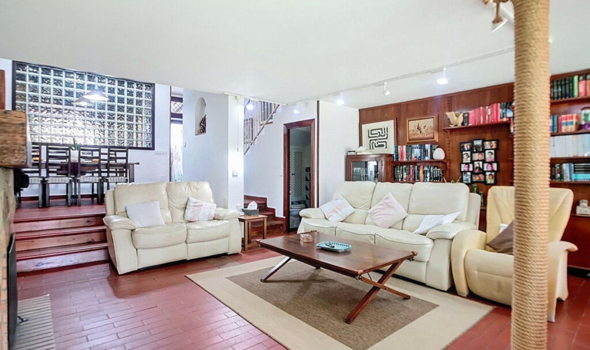 Resale - House -
Arroyo de la Miel