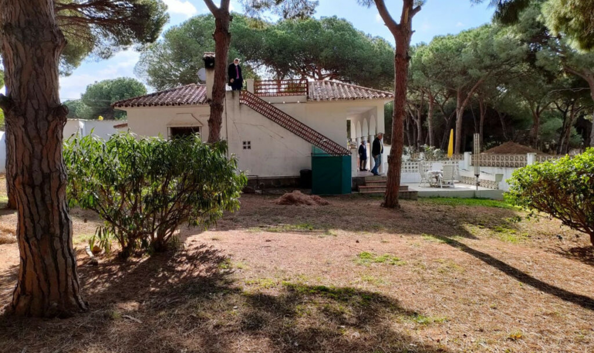 Resale - House -
Artola