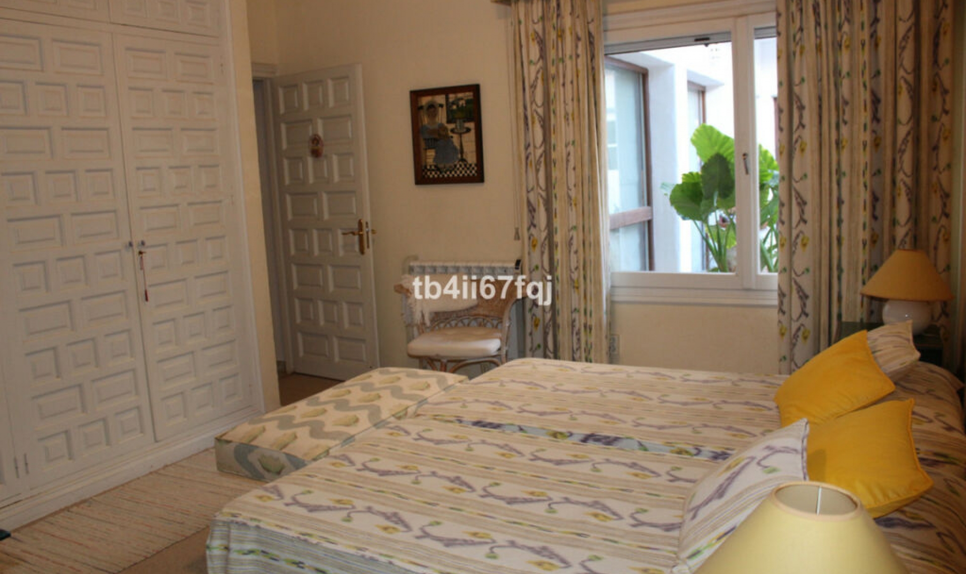 Resale - House -
Atalaya