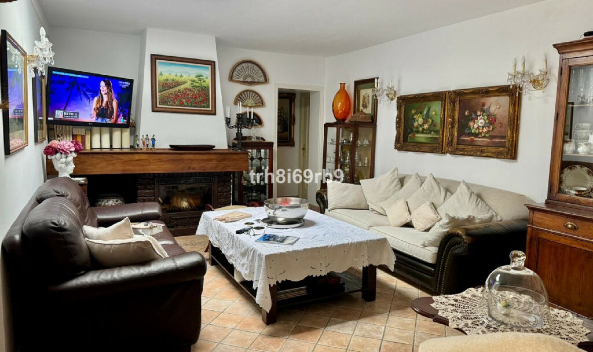 Resale - House -
Atalaya