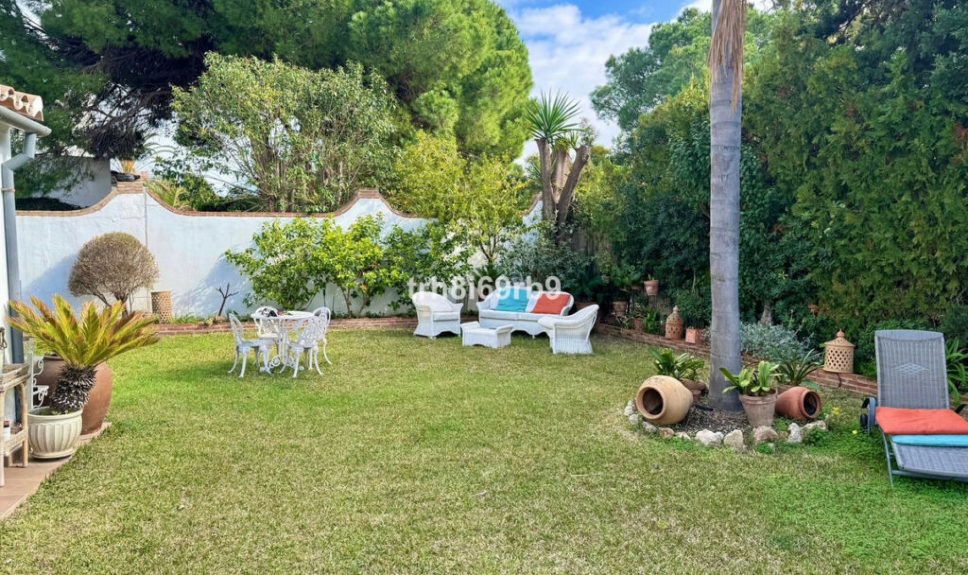 Resale - House -
Atalaya