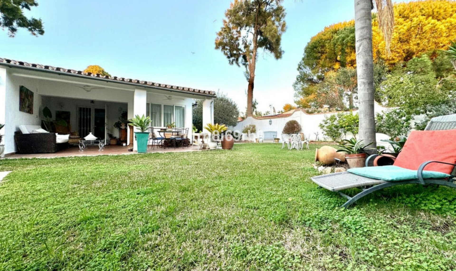 Resale - House -
Atalaya
