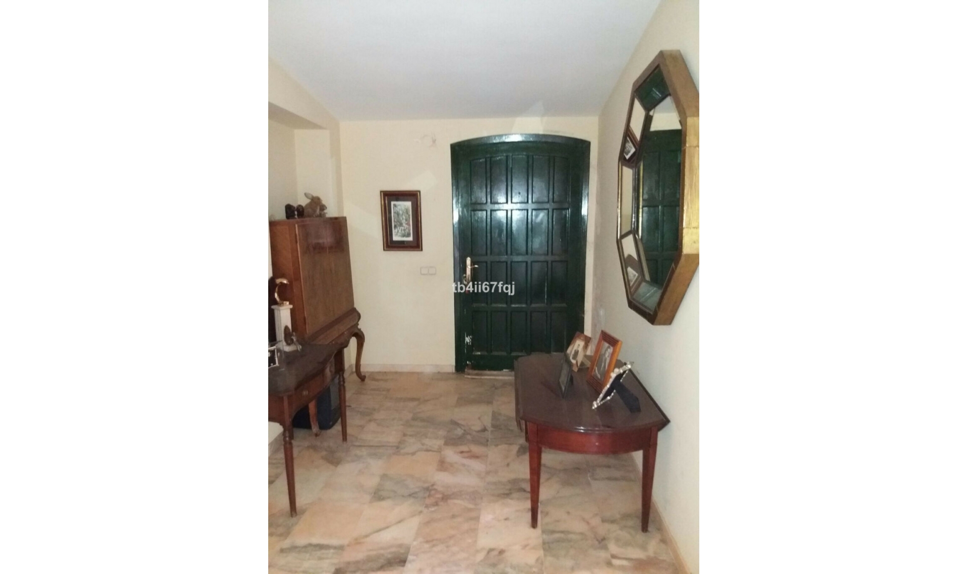 Resale - House -
Atalaya