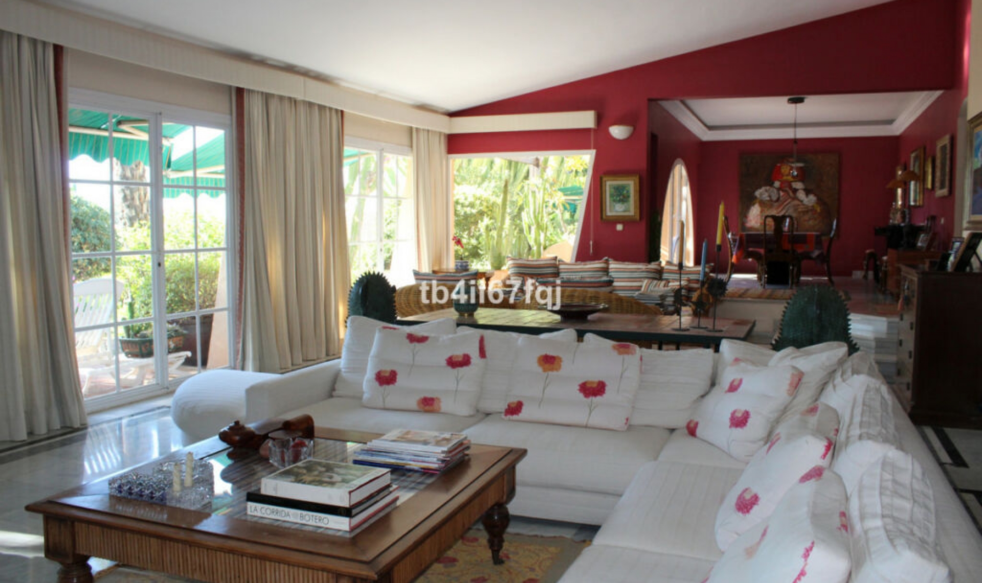 Resale - House -
Atalaya