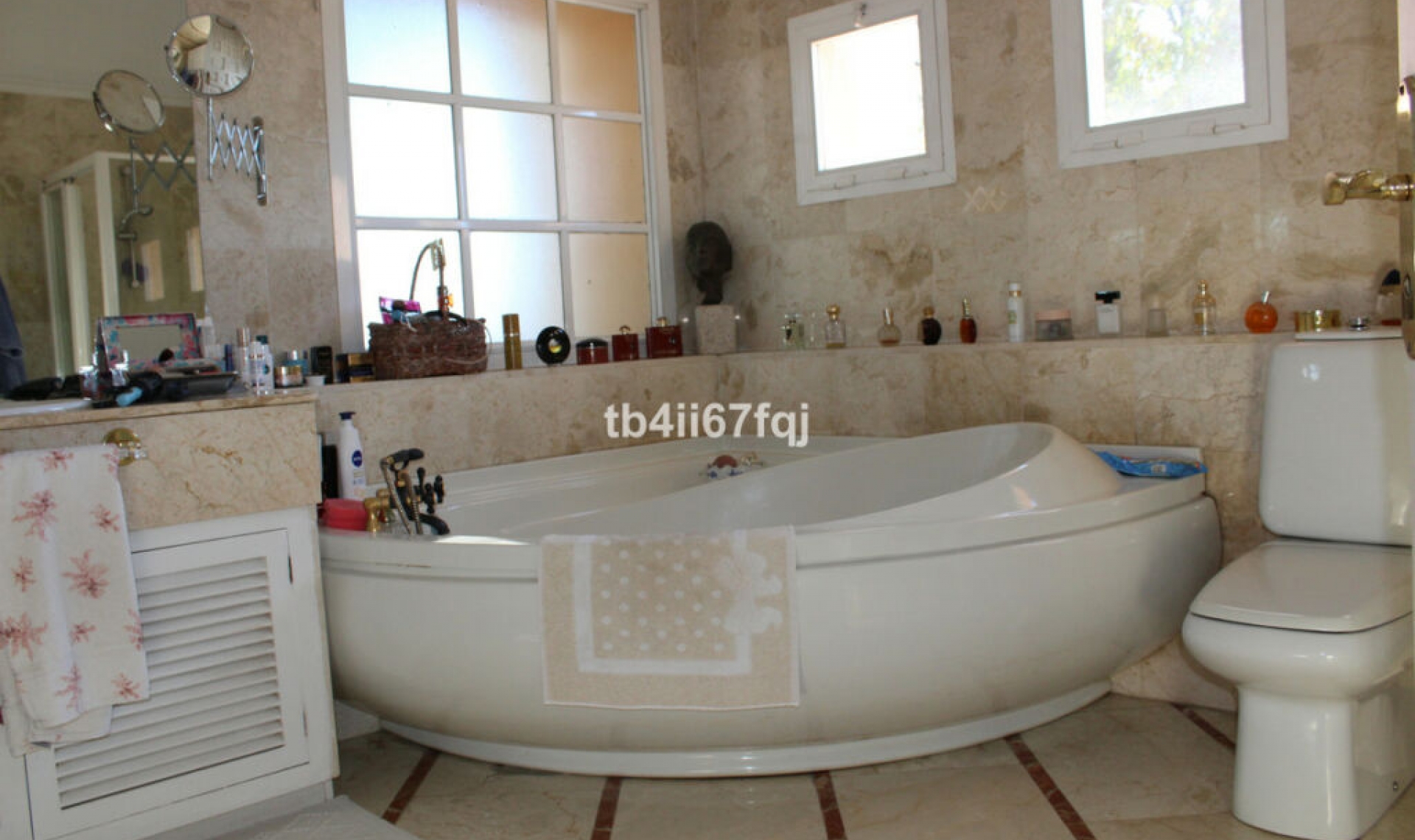 Resale - House -
Atalaya