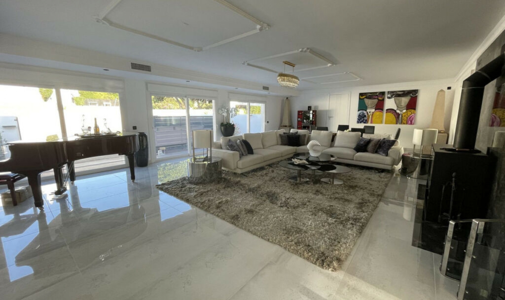 Resale - House -
Atalaya