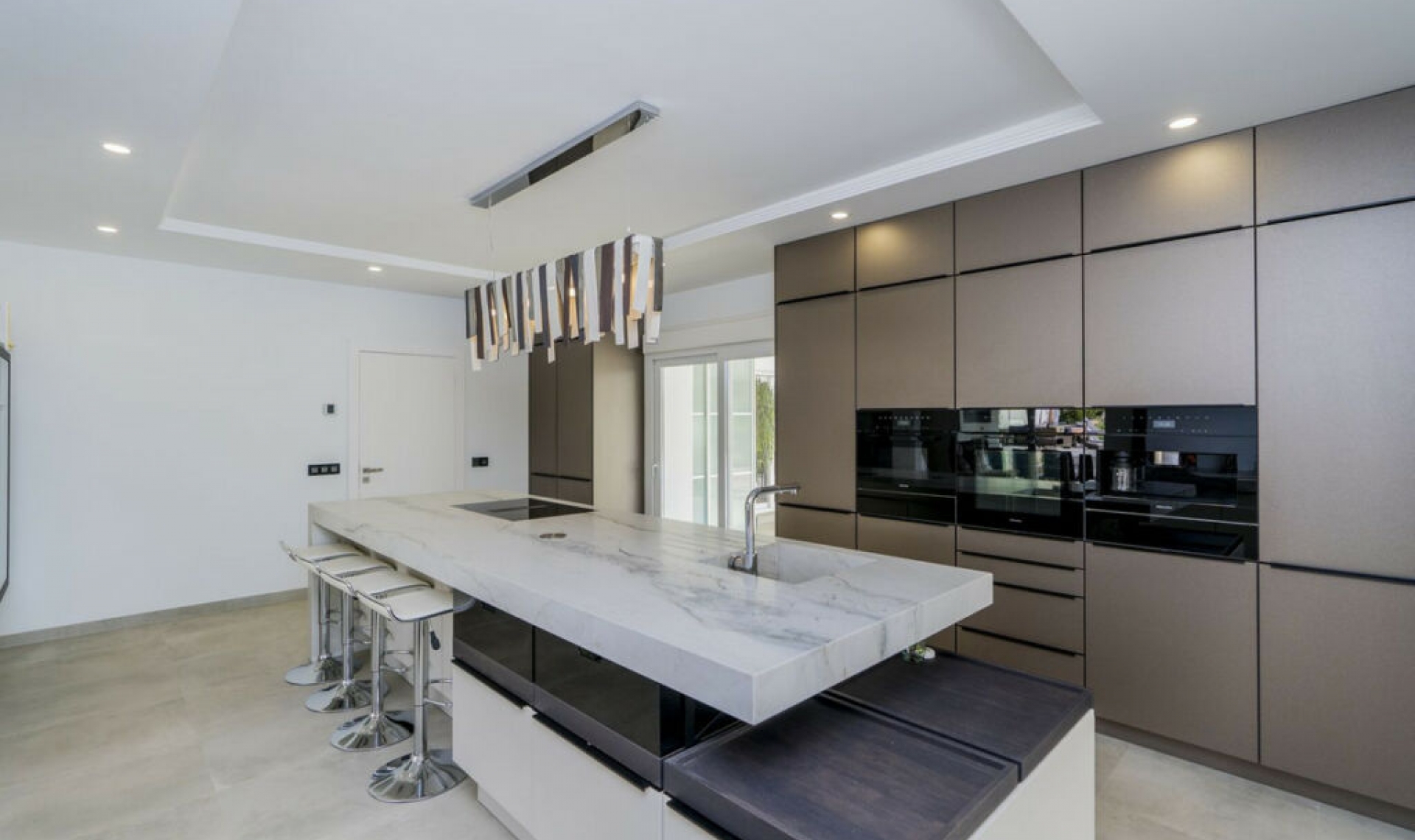Resale - House -
Atalaya